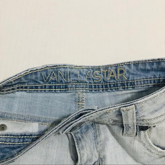 Vanilla Star Light Wash Distressed Denim Jean Shorts Size 1 - Picture 3 of 5